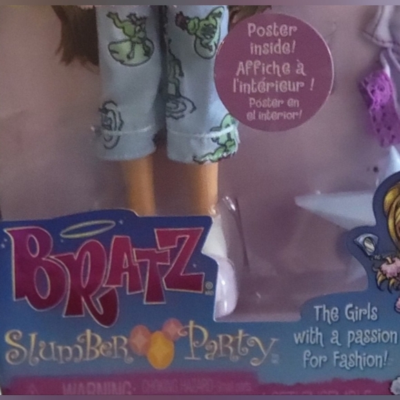NIB 2024 Bratz Slumber Party "Yasmin" Fashion Doll With Accessories Ages 6 & Up - Picture 7 of 11